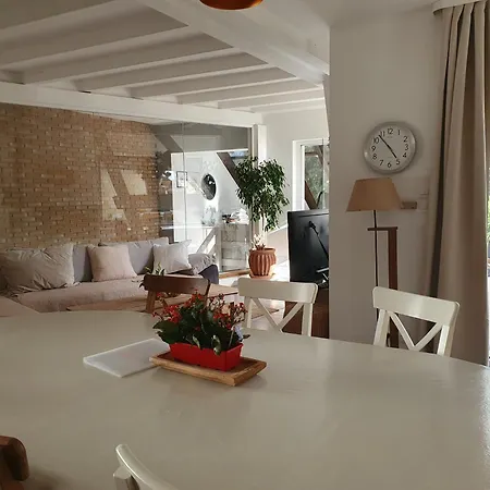 Un Havre De Paix Avec Terrasse Et Climatisation Seebach